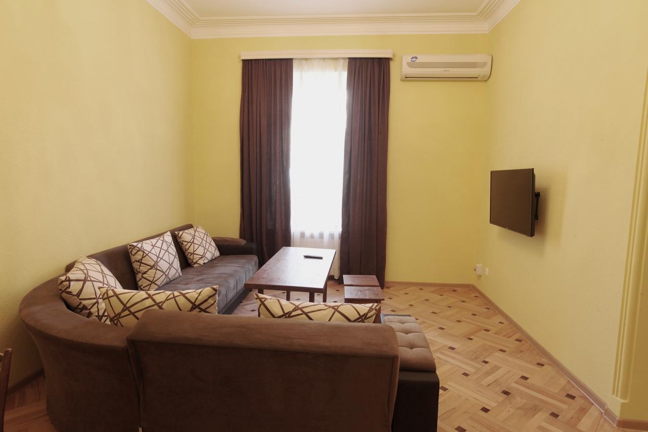 Apartment At Stalin House Tiflis Dış mekan fotoğraf