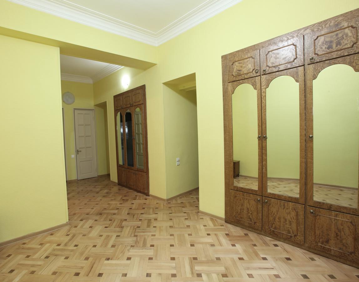 Apartment At Stalin House Tiflis Dış mekan fotoğraf