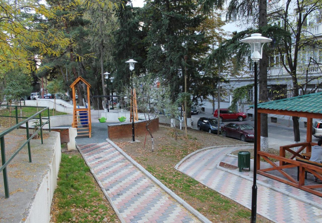 Apartment At Stalin House Tiflis Dış mekan fotoğraf